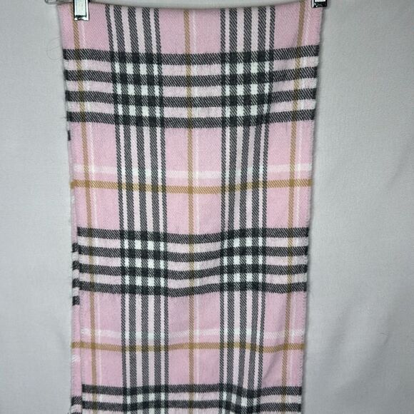 Cashmere Finished Firenza Italia Pink Plaid Women's Scarf. NWT. - Picture 4 of 10